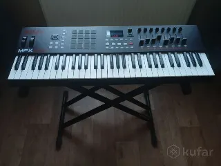Мидиклавиатура Akai professional MPK261