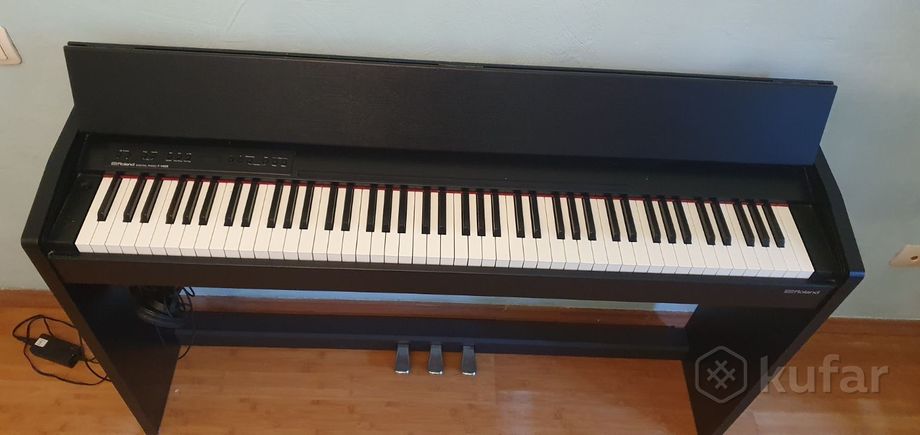 Цифровое пианино Roland F-140R + наушники — фото 6