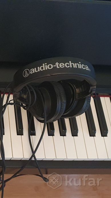 Цифровое пианино Roland F-140R + наушники — фото 7