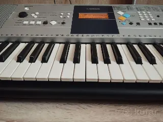 Синтезатор Yamaha для учёбы