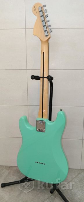 Электрогитара Fender Stratocaster Tom Delonge — фото 2