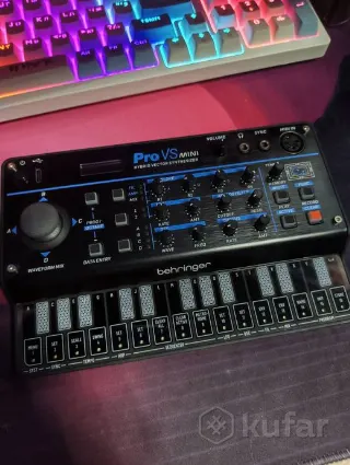 Синтезатор Behringer Pro VS Mini