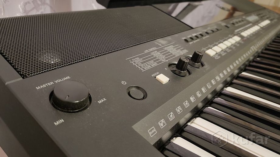 Cинтезатор Yamaha PSR-E433 (новое состояние) — фото 4