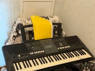 Синтезатор Yamaha PSR-E423