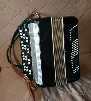 Баян