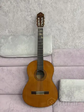 Классическая гитара Yamaha