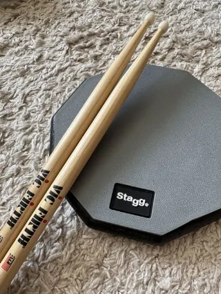 Барабанные палочки Vic Firth 2BN+тренировочный под