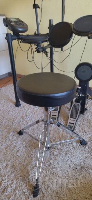Alesis Nitro Mesh Kit + стул. электронные барабаны — фото 8