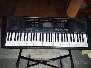 Синтезатор Casio CTK-3000.