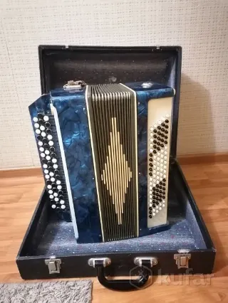 Баян