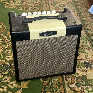 Комбоусилитель Cort CM15R BK