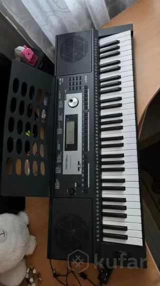 Синтезатор Medeli M331