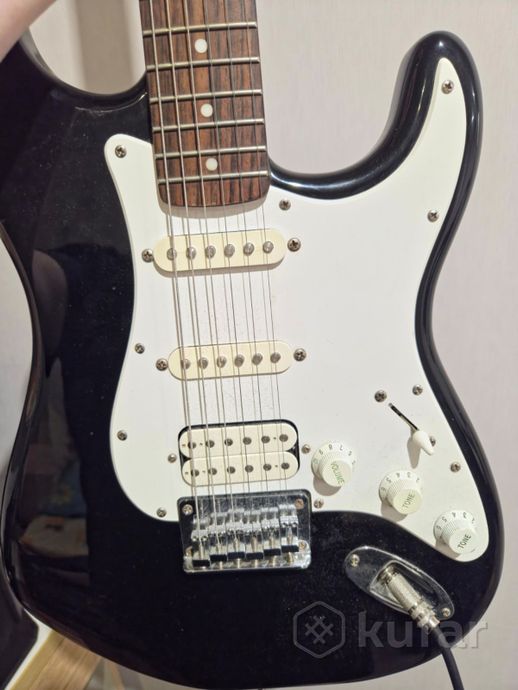 Электрогитара Fender Squier Bullet — фото 3