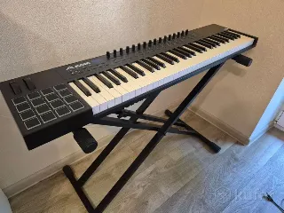 MIDI-клавиатура ALESIS VI61