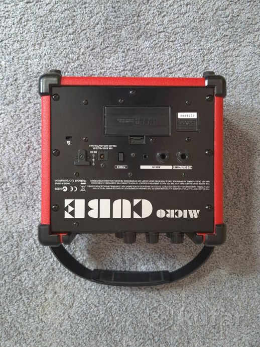 Комбоусилитель Roland Micro Cube — фото 3