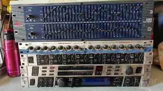 Эквалайзер dbx1213