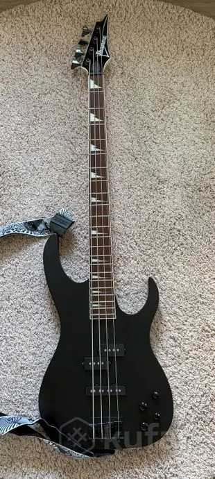 Бас-гитара Ibanez RGB300 в хорошем состоянии