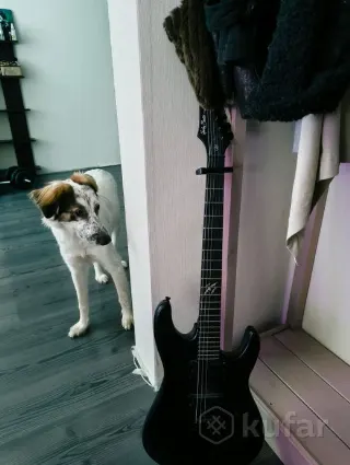 Продам электрогитару