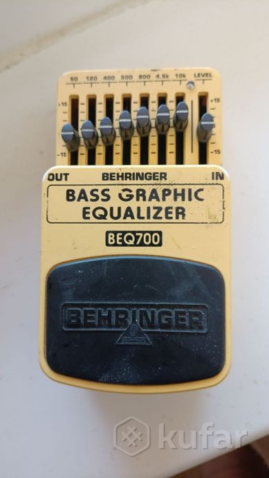Педаль басовая Behringer Bass Graphic Equalizer