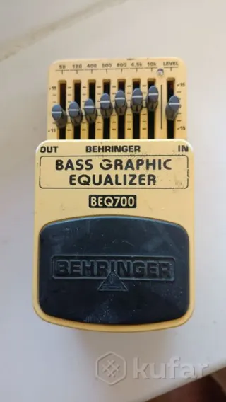 Педаль басовая Behringer Bass Graphic Equalizer