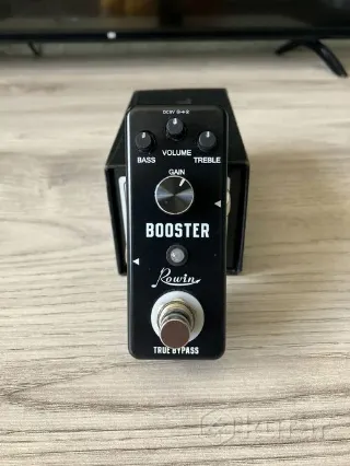 Гитарная педаль Rowin Booster