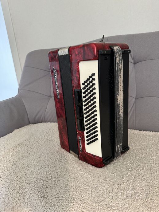 Аккордеон Weltmeister Serino — фото 8