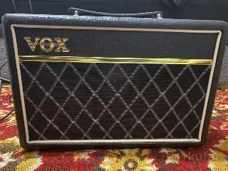 Комбик для бас гитары VOX Pathfinder 10