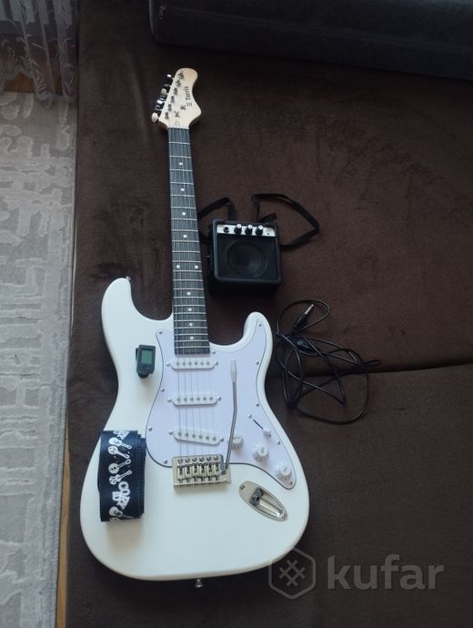 Электрогитара Terris. — фото 1