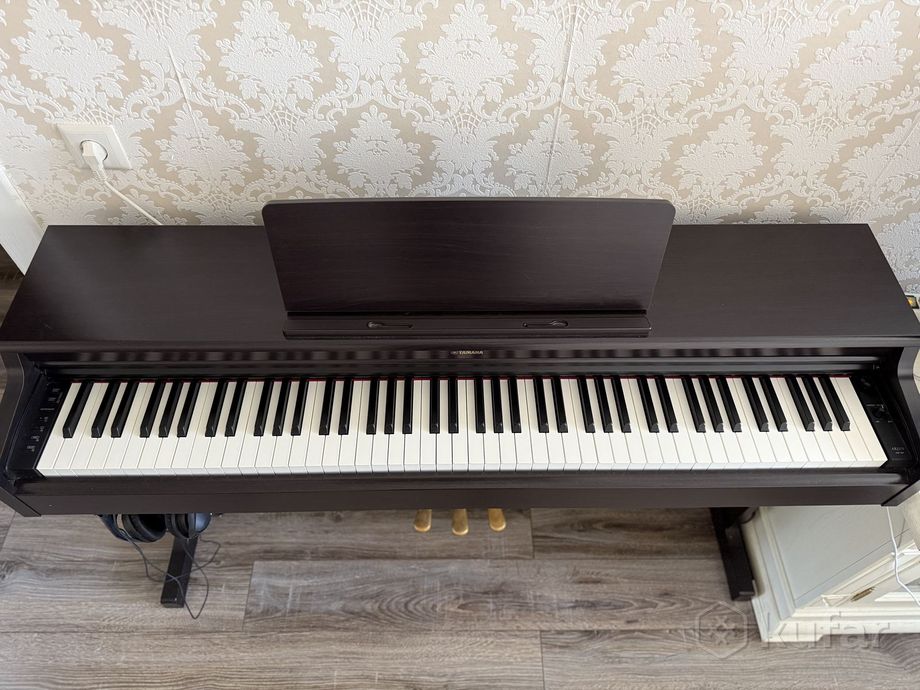 Цифровое пианино Yamaha — фото 2