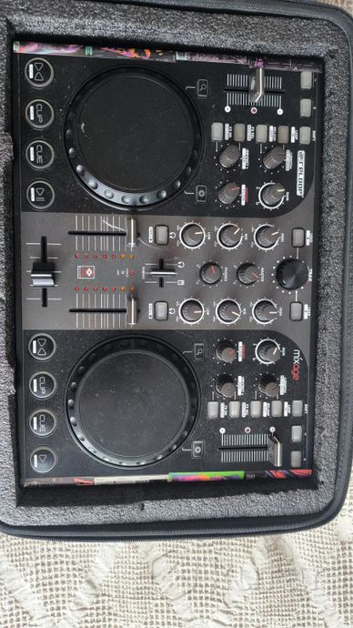 DJ контроллер reloop — фото 2