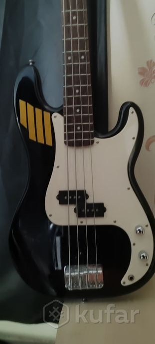 Бас гитара SQUIER — фото 2