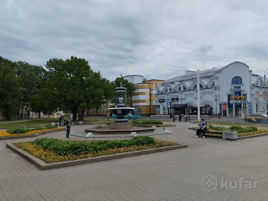 Электро гитара( нужна)