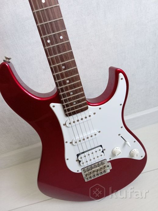 Электрогитара Yamaha Pacifica 012 — фото 4