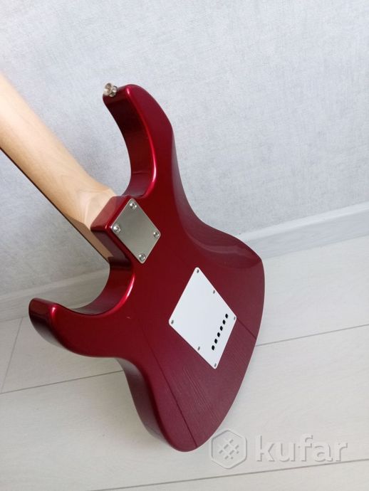 Электрогитара Yamaha Pacifica 012 — фото 5