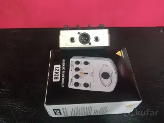 Продам басовую педаль behringer
