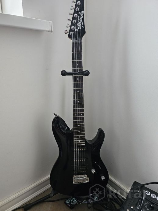 Электрогитара Ibanez + комбик Blackstar + чехлы — фото 1