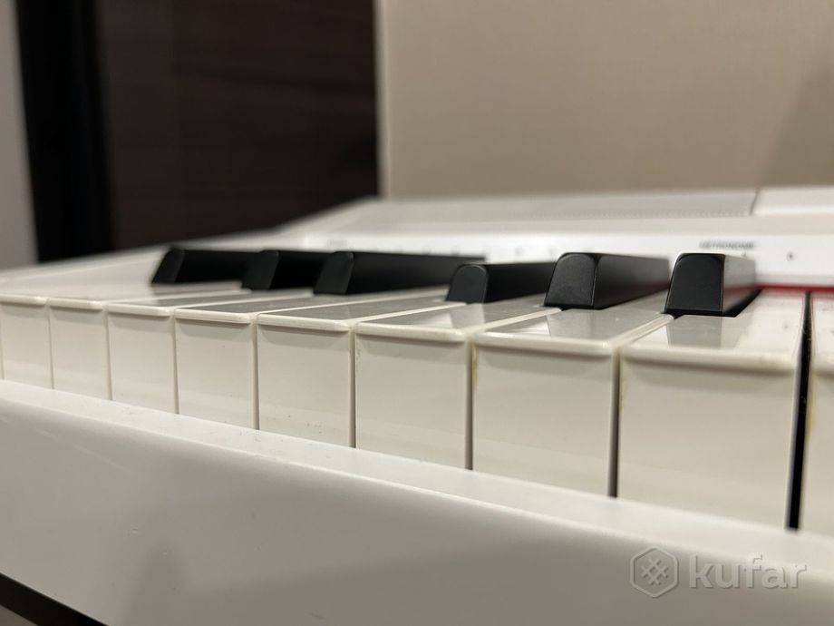 Цифровое пианино Yamaha p-115 со стойкой и педалям — фото 3