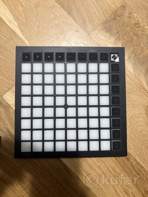 Novation launchpad mini — фото 1