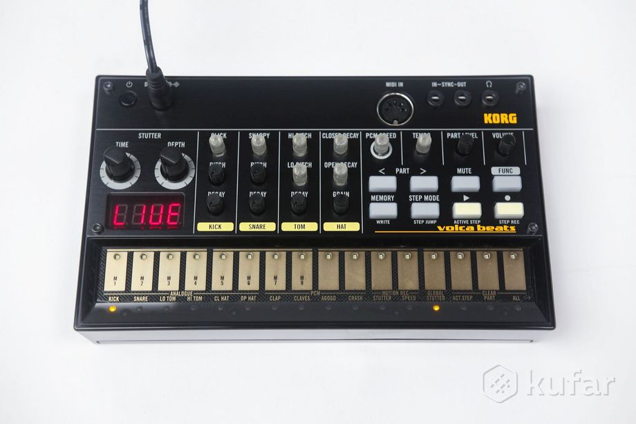 Драм-машина Korg Volca Beats