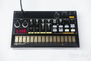 Драм-машина Korg Volca Beats