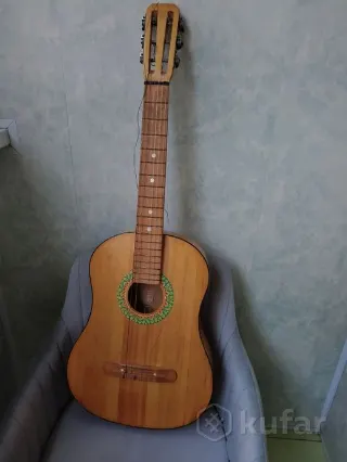 Классическая гитара+кожаный чехол