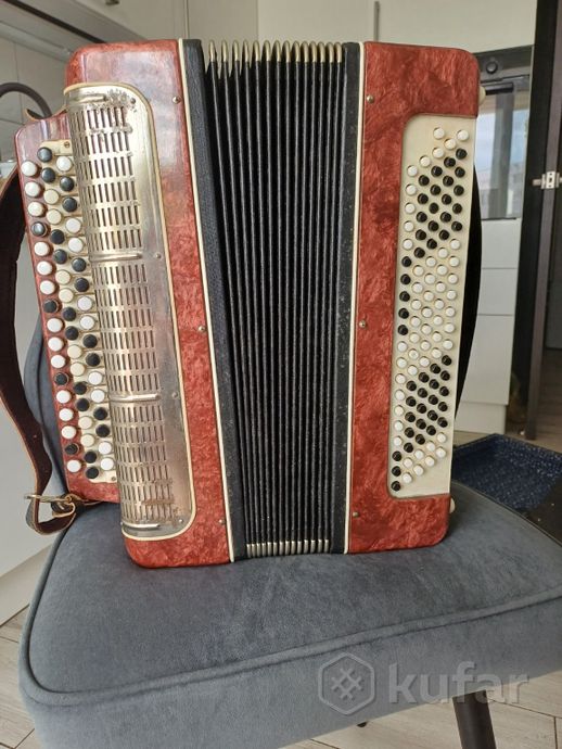 Продаю баян ''Мелодия'' — фото 2