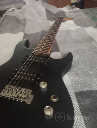 Jackson JS12 Dinky Gloss Black