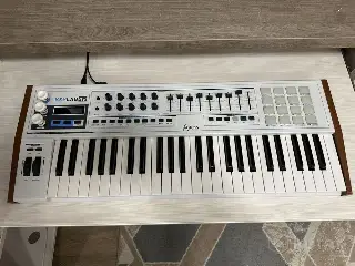 Миди-клавиатура Arturia KeyLab 49
