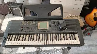 Yamaha psr - 530