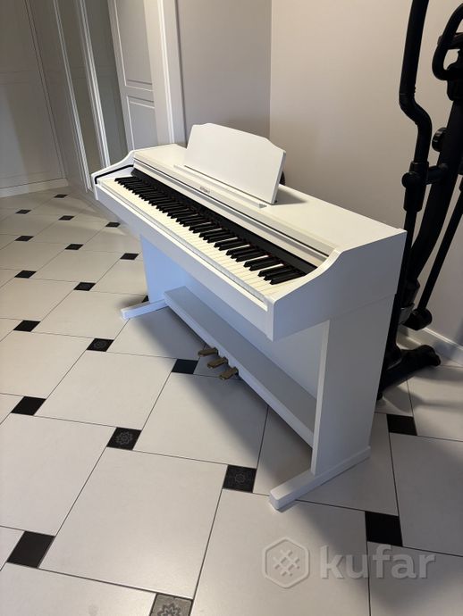 Цифровое пианино Roland RP501R — фото 1