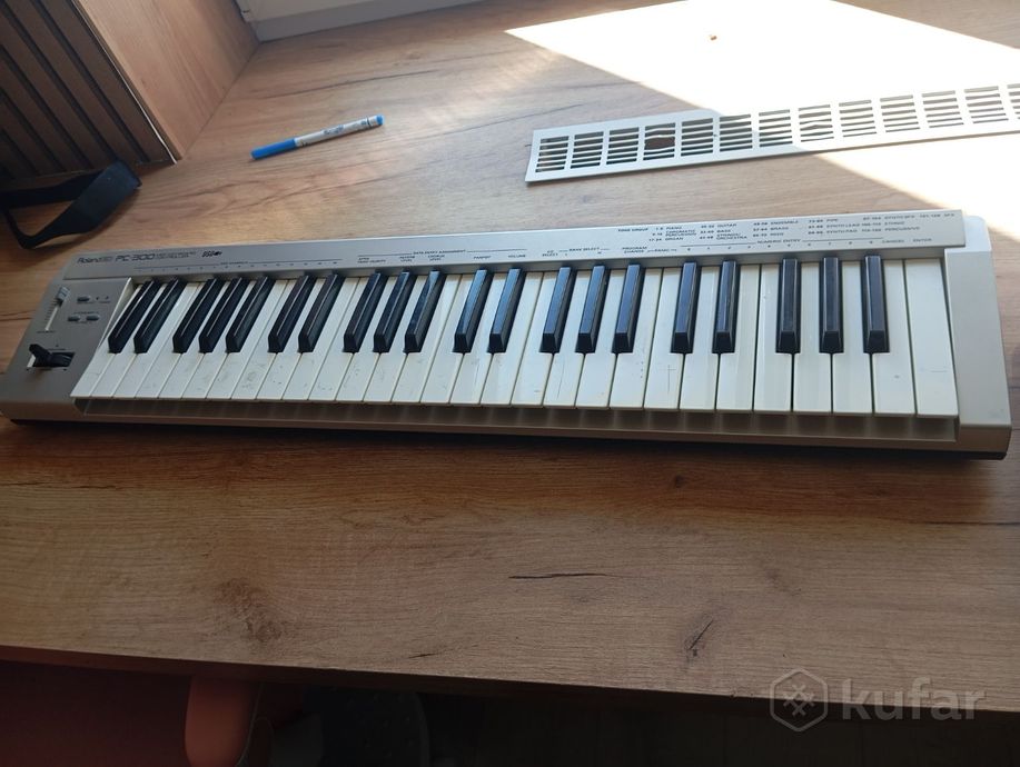 Roland ed PC-300