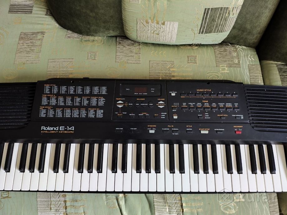 Синтезатор Roland E-14 — фото 1