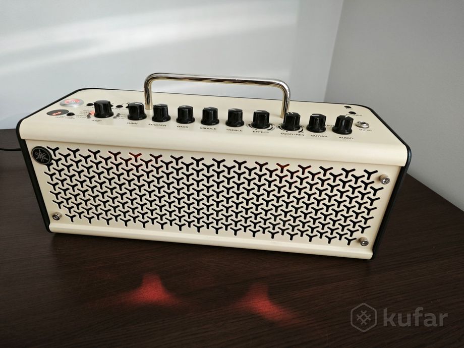 Комбоусилитель Yamaha THR10II — фото 4