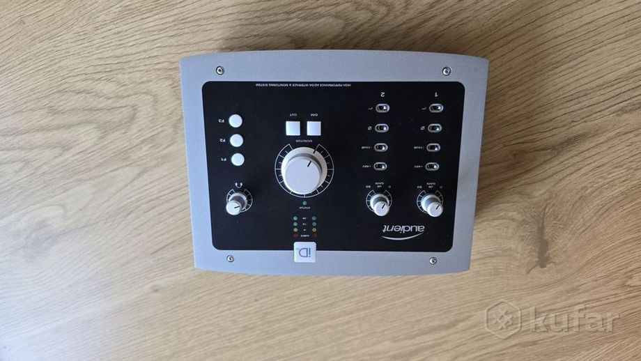 Звуковая карта Audient id22 — фото 2